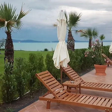 Sarafovo Beach D&v *